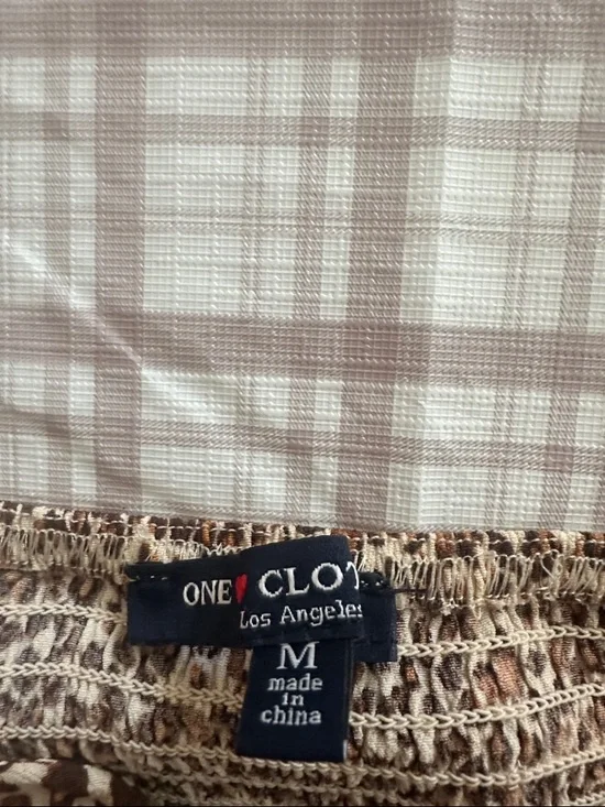 Leopard Print Spaghetti Strap Crop Top - Brown - Picture 3 of 3